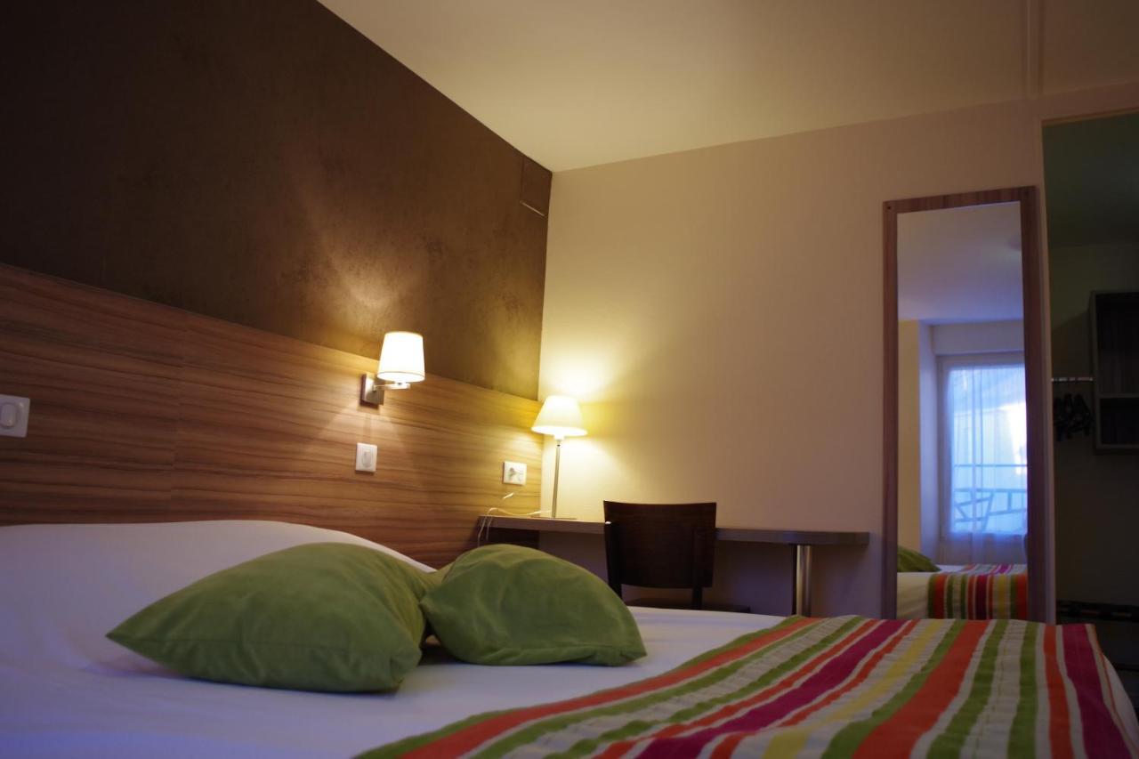 Logis Hotel Le Chene Vert سافيناي المظهر الخارجي الصورة